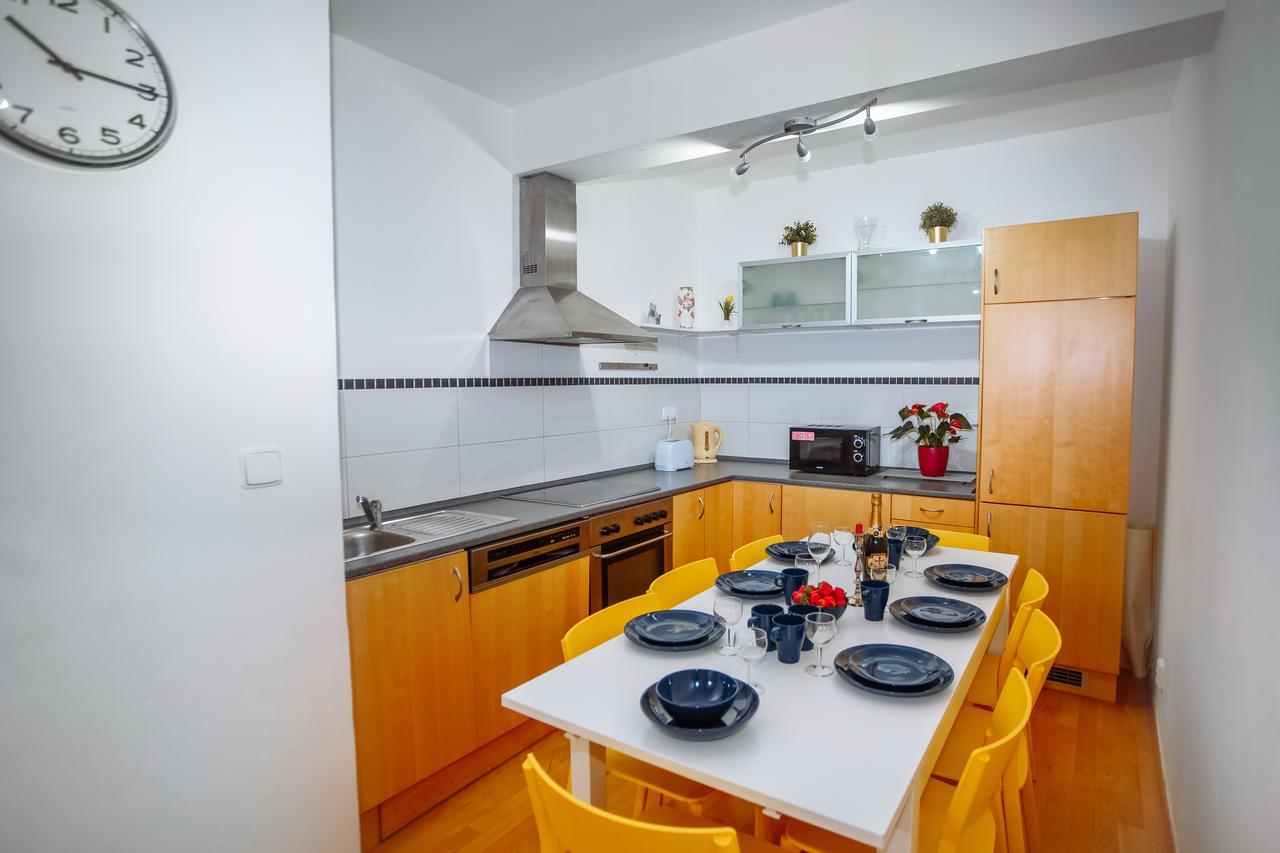 Beautiful Apartment In Central Residence Прага Экстерьер фото