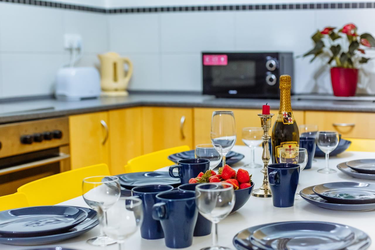 Beautiful Apartment In Central Residence Прага Экстерьер фото