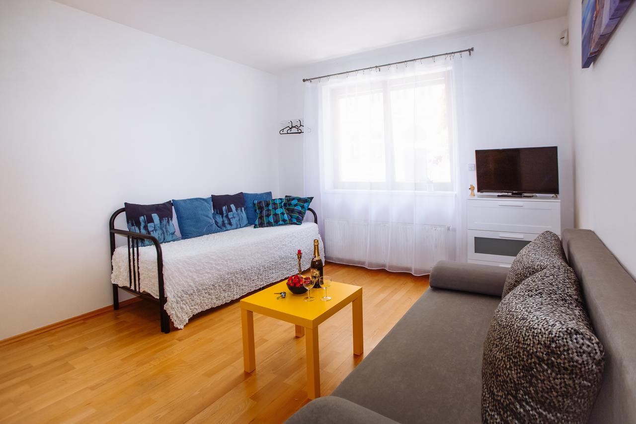Beautiful Apartment In Central Residence Прага Экстерьер фото